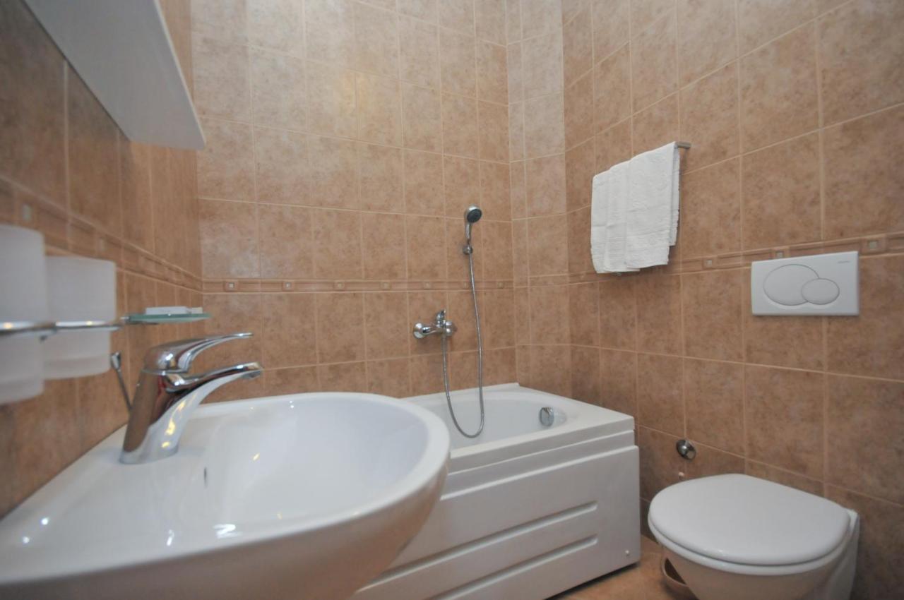 בודווה Tilia Apartments מראה חיצוני תמונה